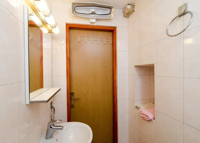 アパート ロンキ *